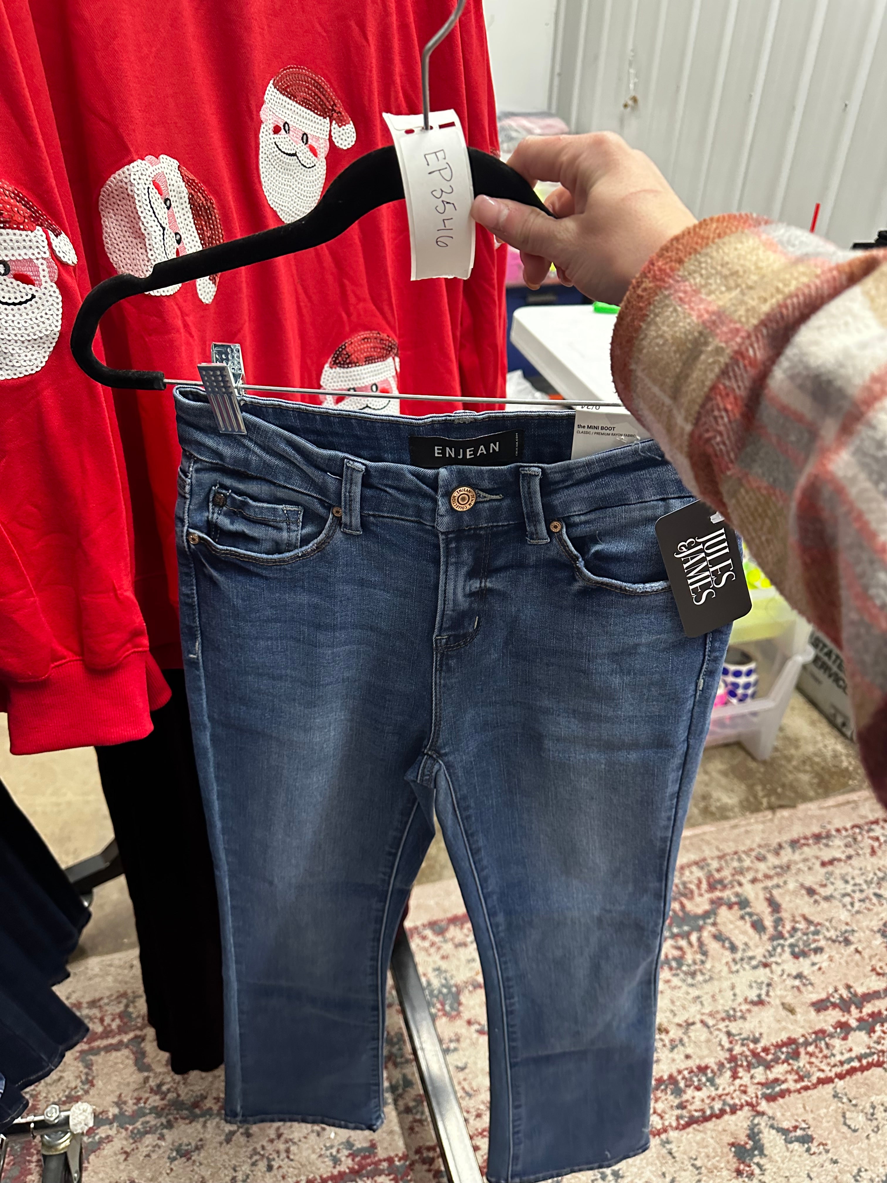 EP3546 Jules & James Boutique