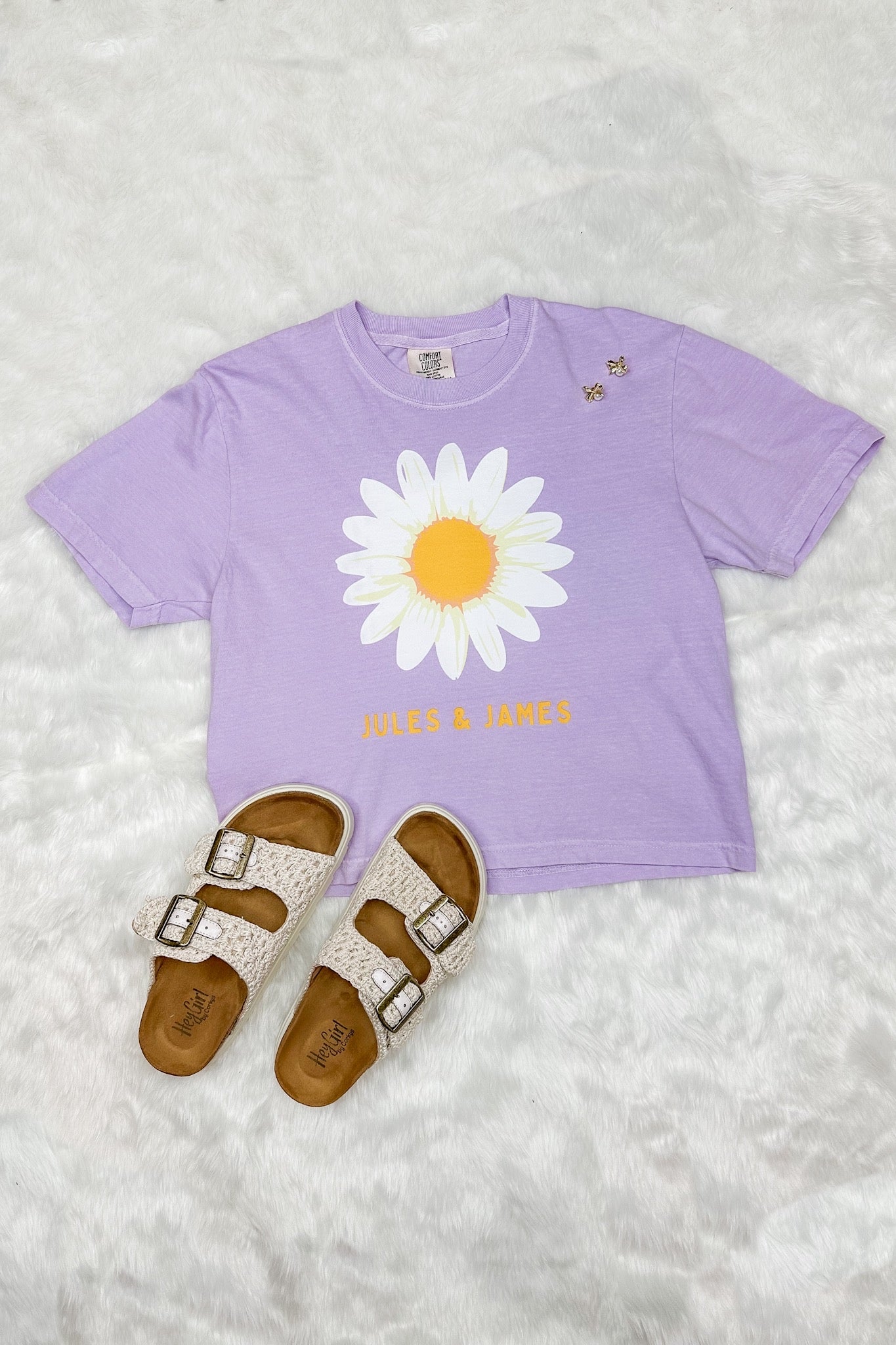 **PRE-ORDER** J&J Cropped Lavender Daisy Graphic Tee