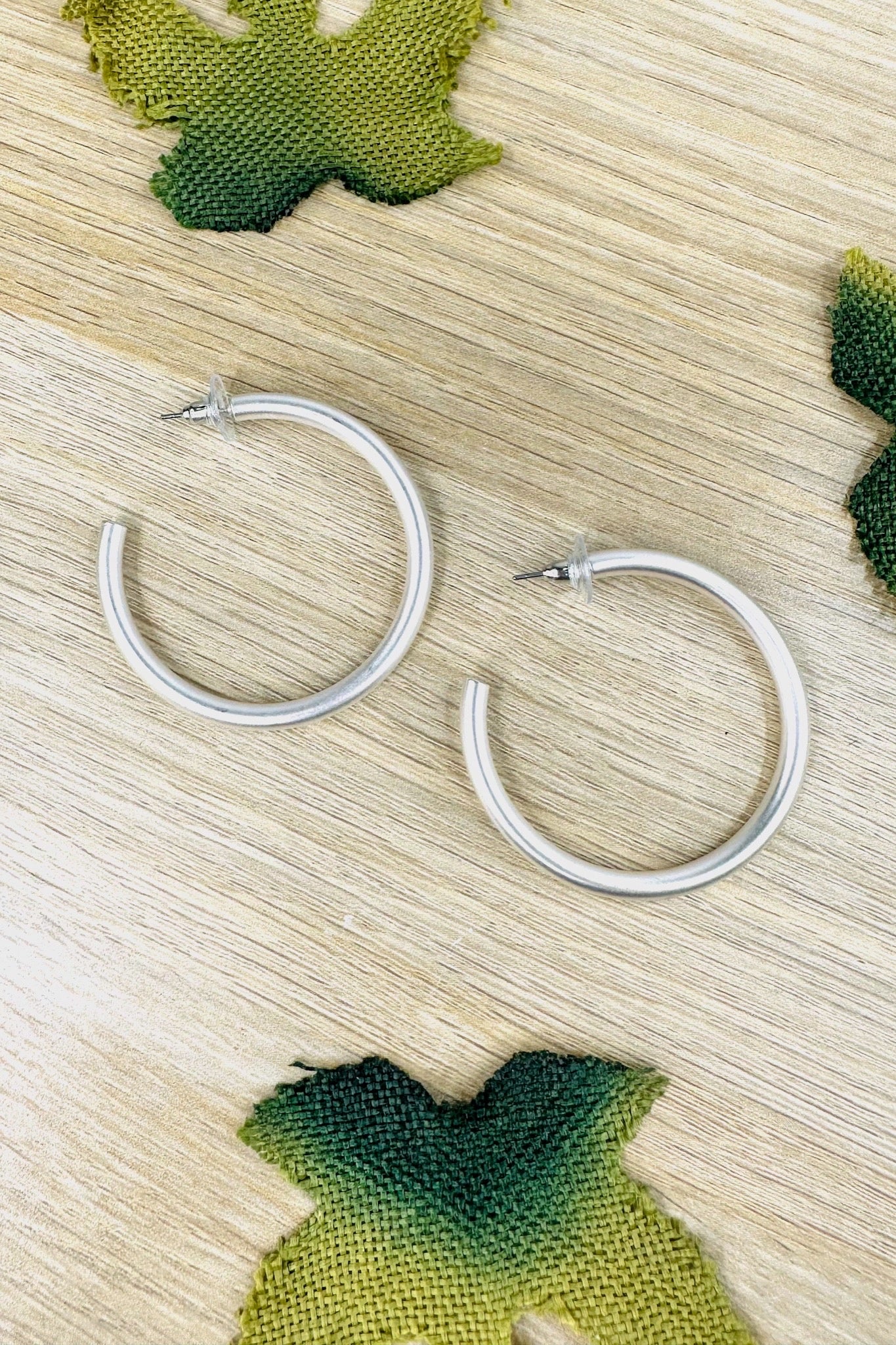 Staple Small Hoops