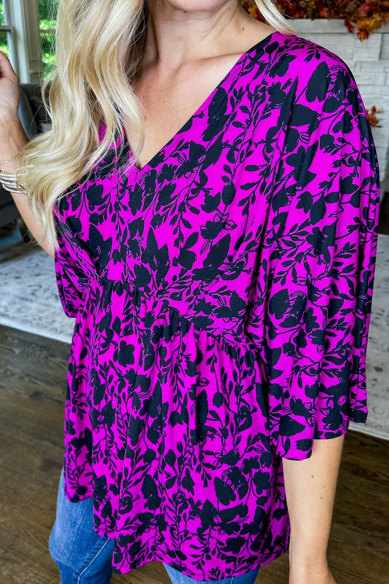 The Daydreamer Top in Magenta/Black Floral