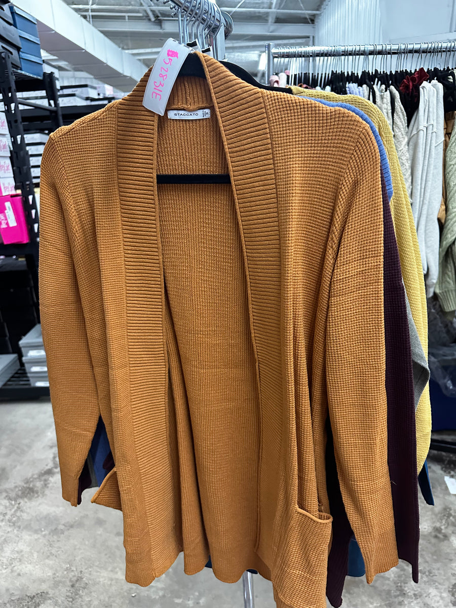 52831E Jules & James Boutique