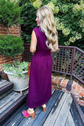 The Classic Moment Midi Dress in Burgundy