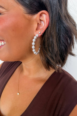 Everyday Medium Pearl Hoop Earrings in Silver