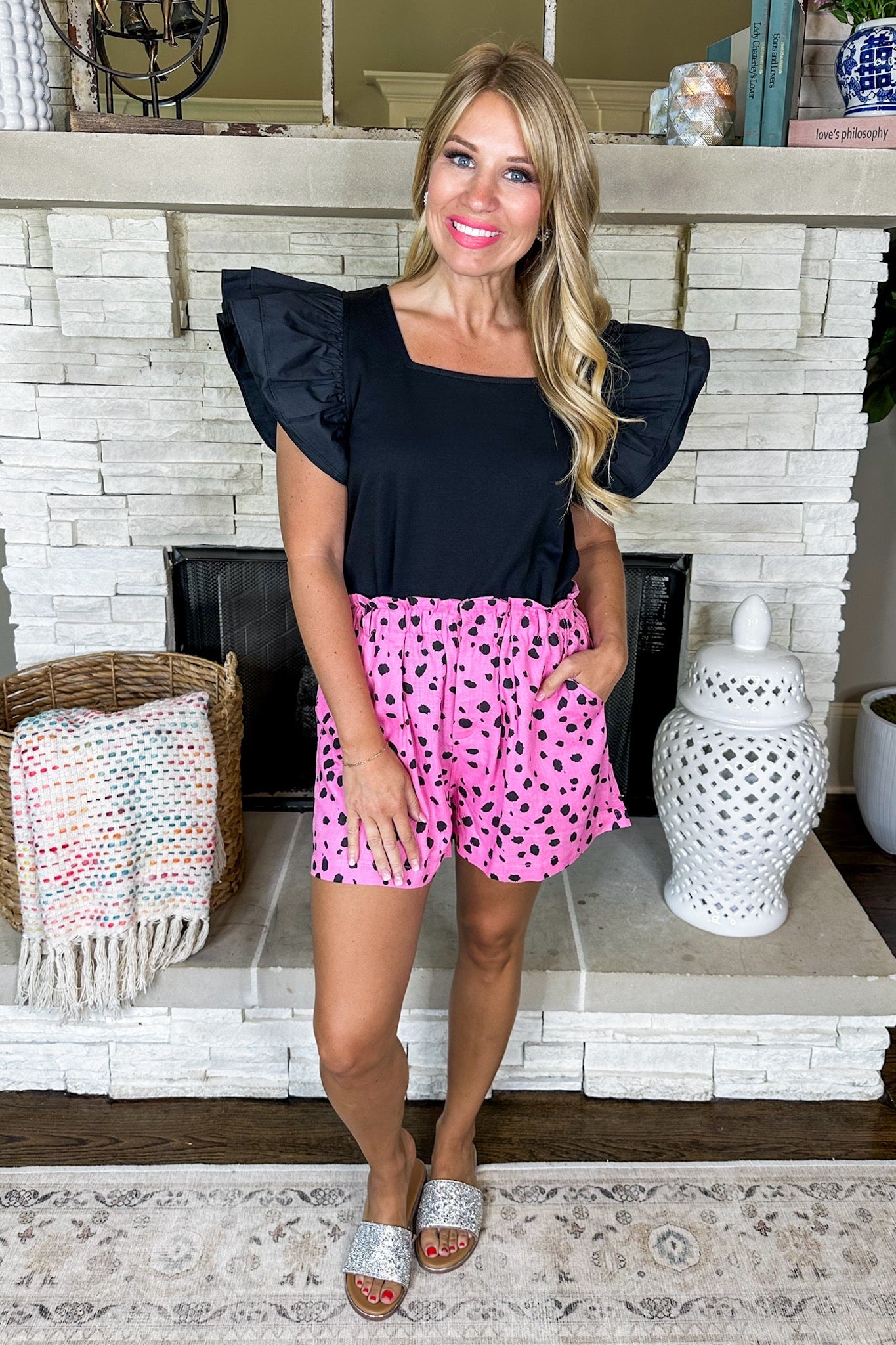 Black Spotted Pink Linen Elastic Paperbag Shorts