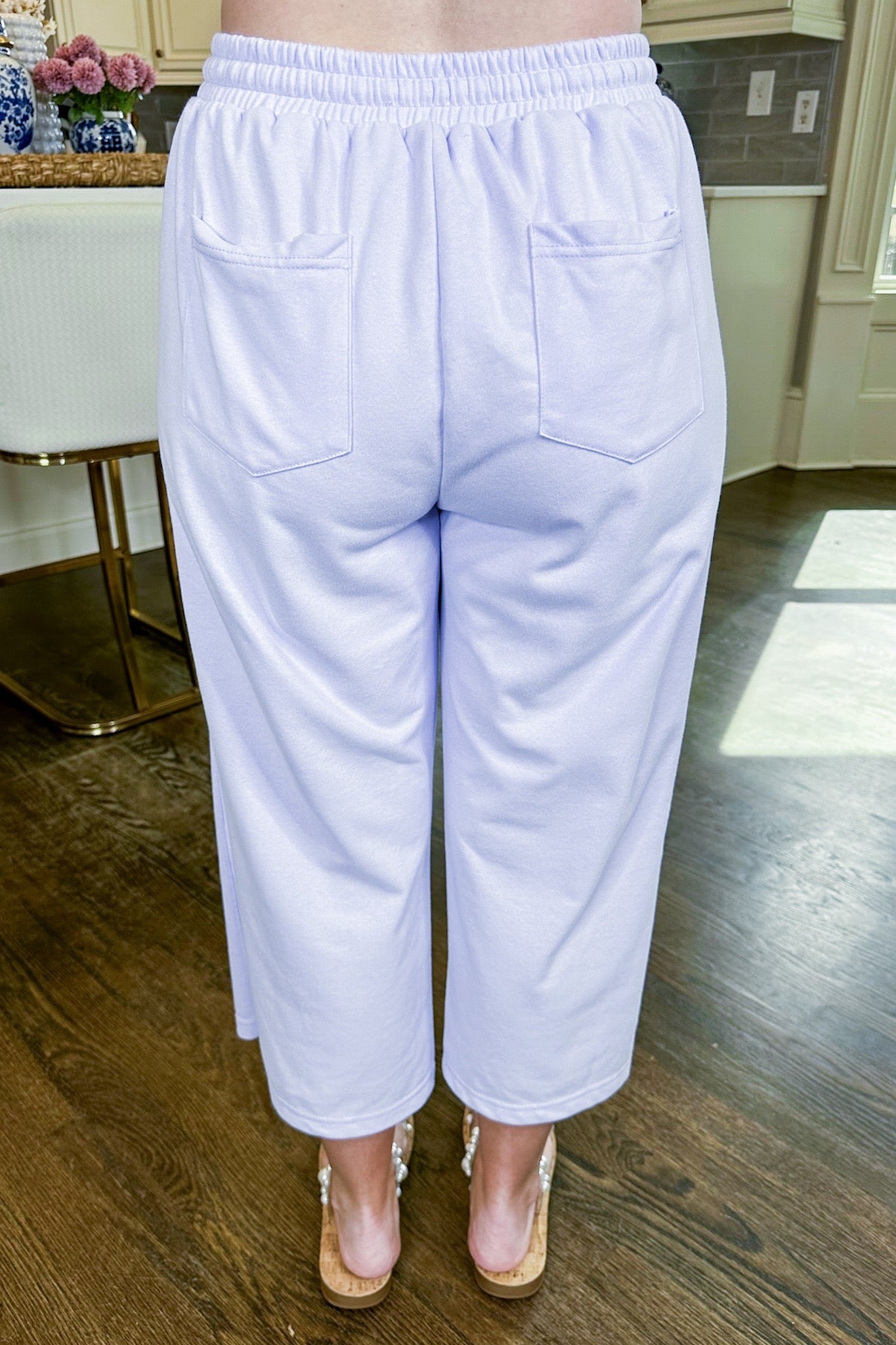 Cropped Wide Leg Pocketed Drawstring Casual Pants in Lavender