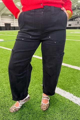 The Riley Barrel Pants in Black