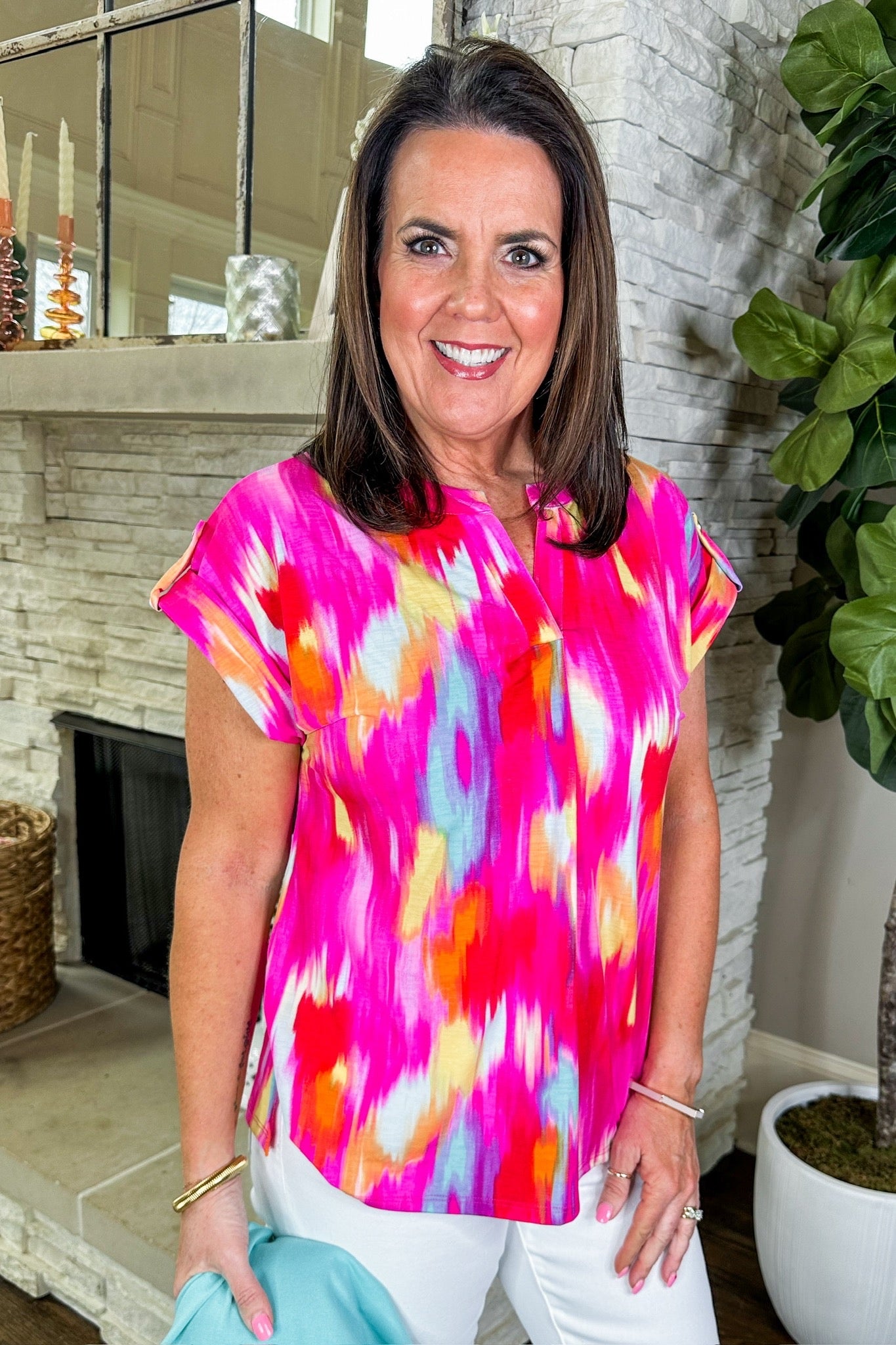 The Lizzy Short Sleeve Top in Pink Multi Abstract Ombre