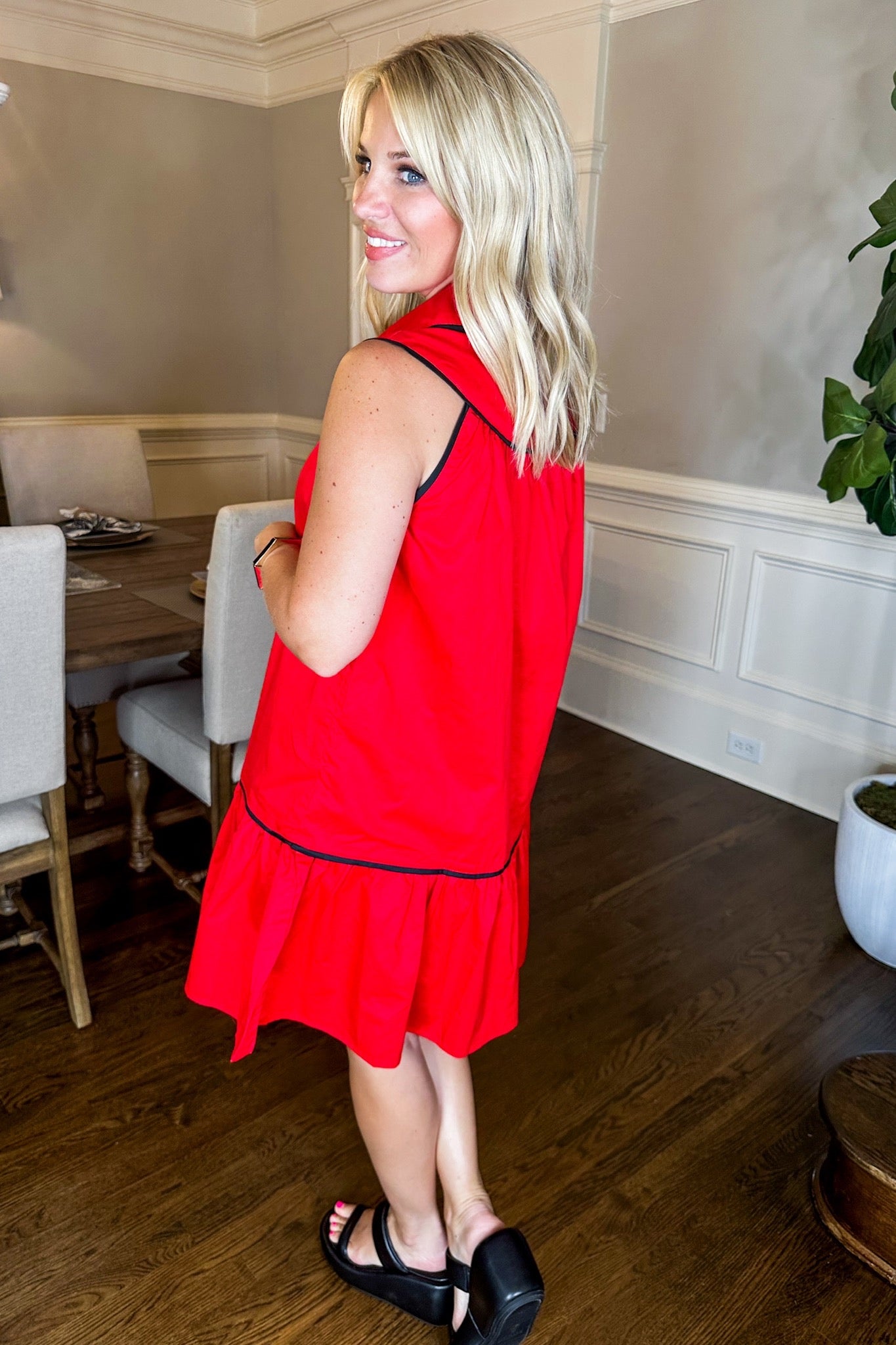 Button Down Collared Contrast Trim Dress in Red