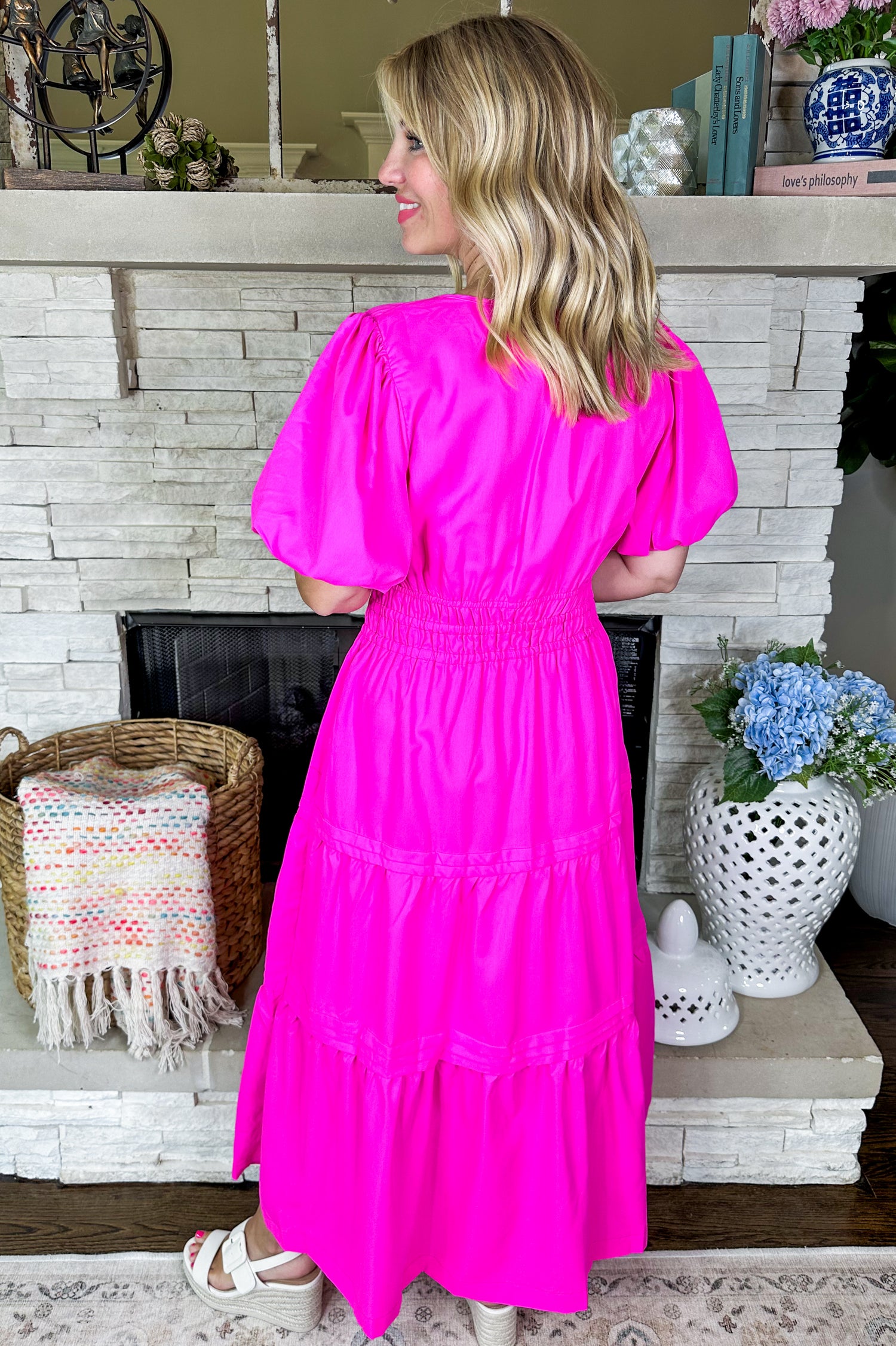 V Neck Bubble Sleeve Pocketed Tiered Midi Dress in Pink