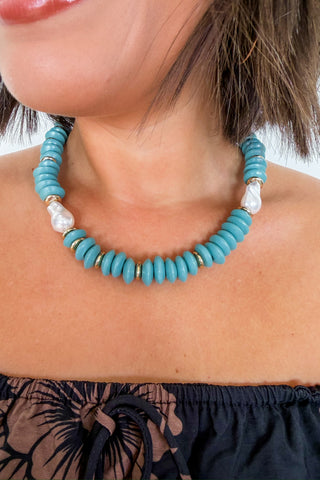 The Pearl Coast Beaded Necklace in Turquoise