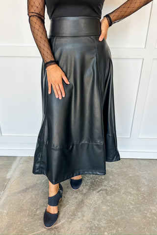 Sleek & Chic Aline Faux Leather Skirt