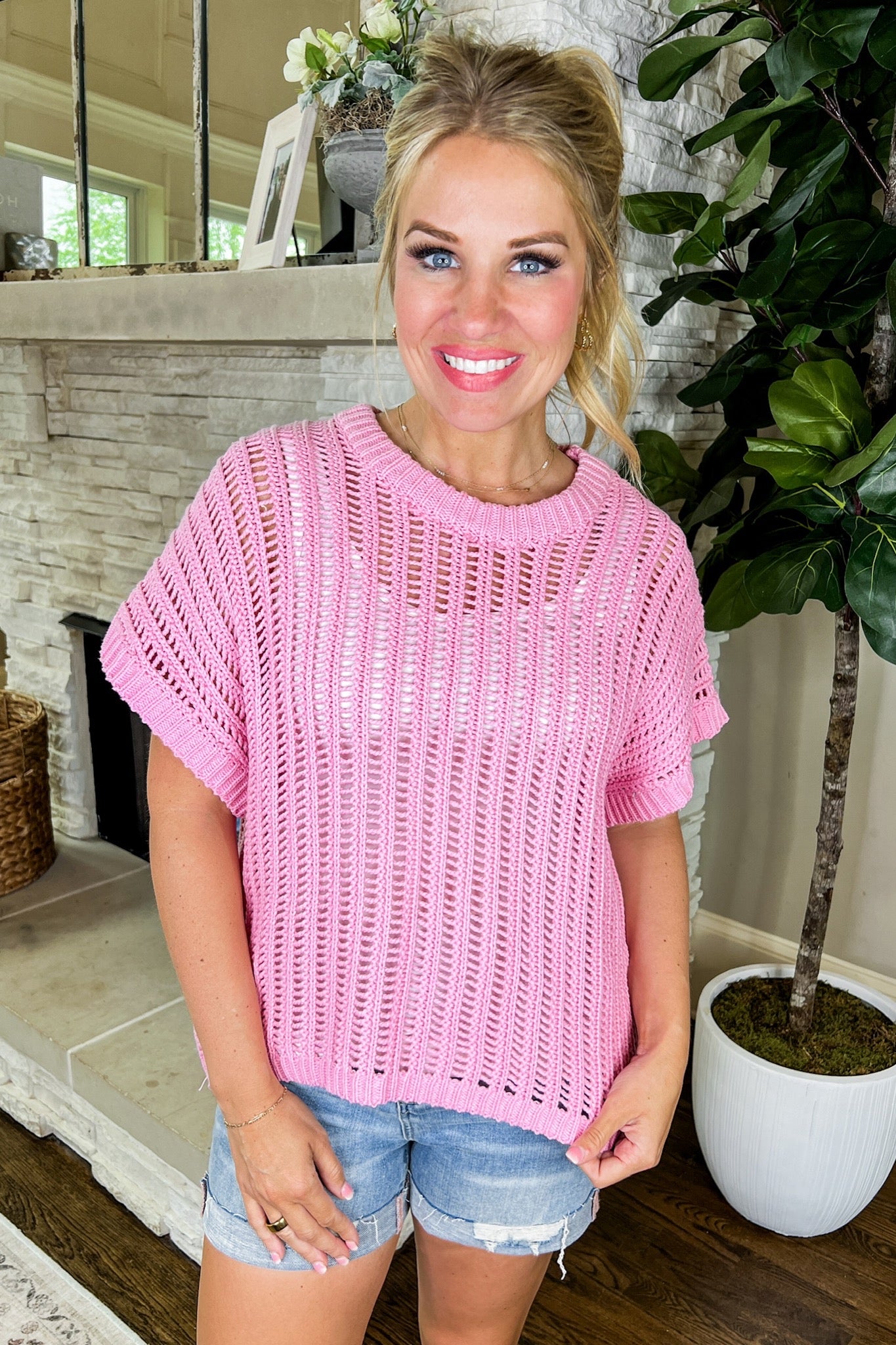 Short Sleeve Open Knit Top in Pink