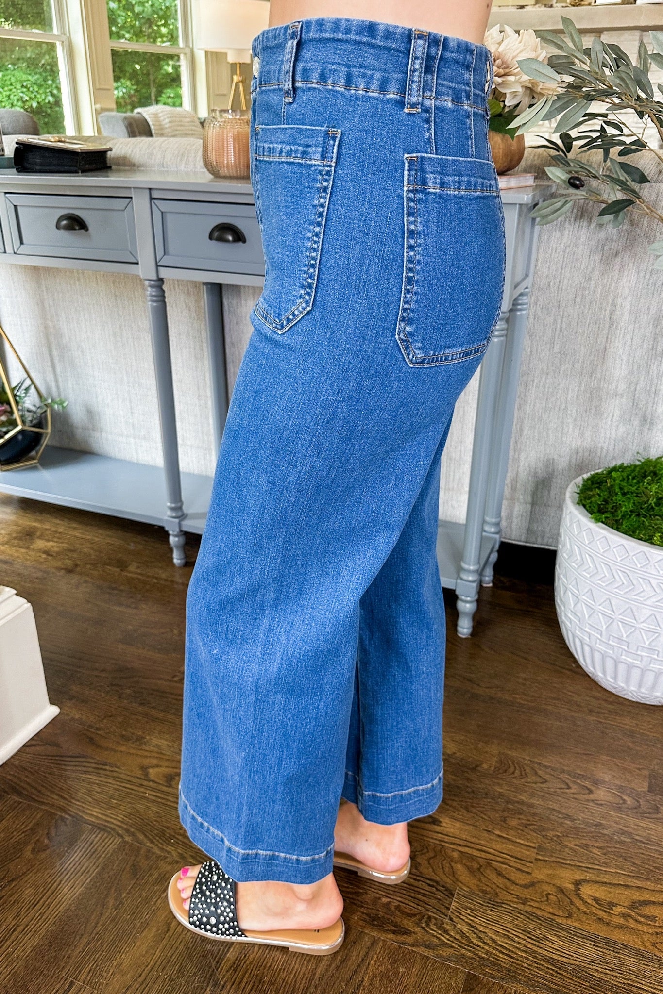 Patch Pocket Dark Wash Cropped Wide Leg Flare Jean