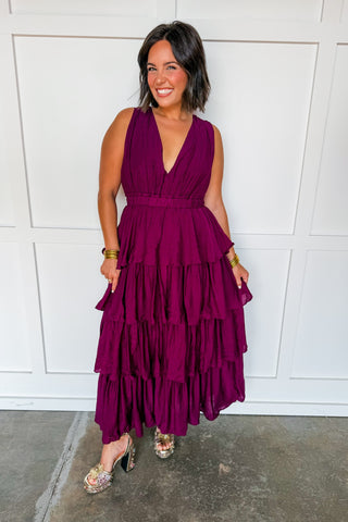 Grace & Glamour Tiered Maxi Dress in Burgundy – Jules & James Boutique