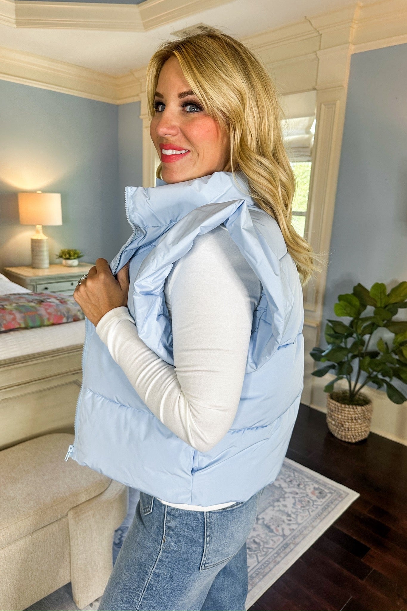 Faux Front Tie Cropped Zip Up Ruffle Sleeve Puffer Vest in Light Blue