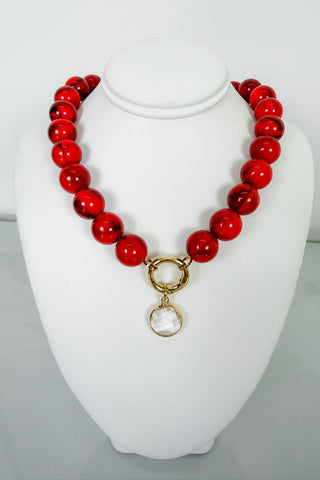 Everly Beaded Stone Necklace in Red
