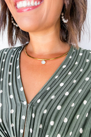 Juniper Stone Drop Collar Necklace in Oval