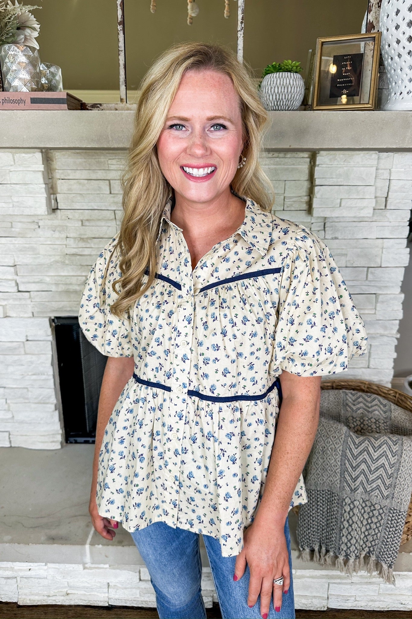 Collared Button Down Floral Tie Trim Bubble Sleeve in Beige