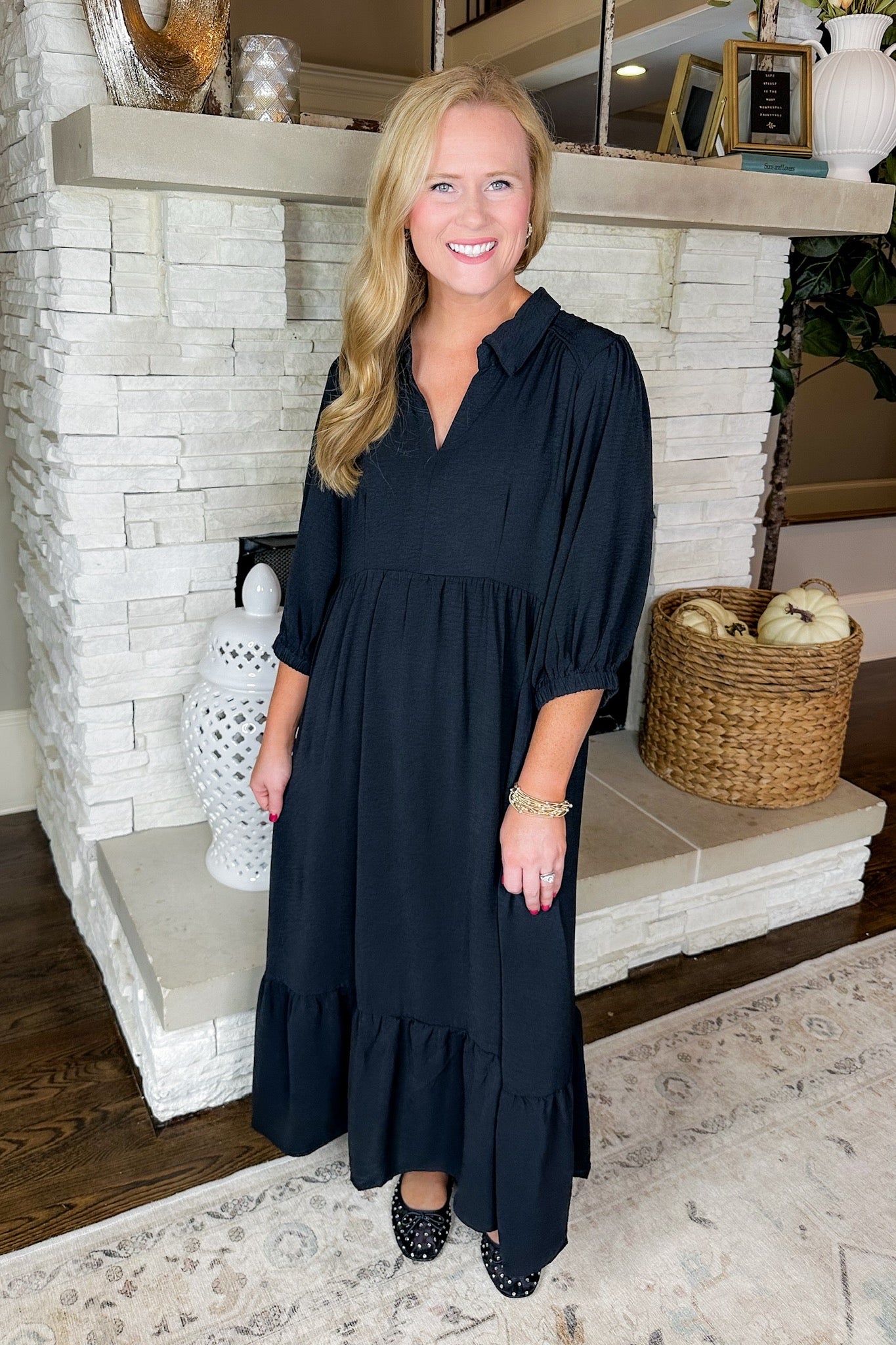 Modest Collared Notch Neck Elastic Sleeve Black Midi Dress