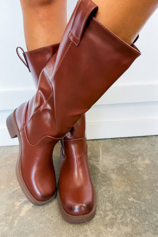 Countryside Chic Tall Boot