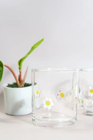 Daisy Bloom Drinking Glass
