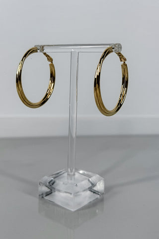 Interlocking Gold Hoop Earring