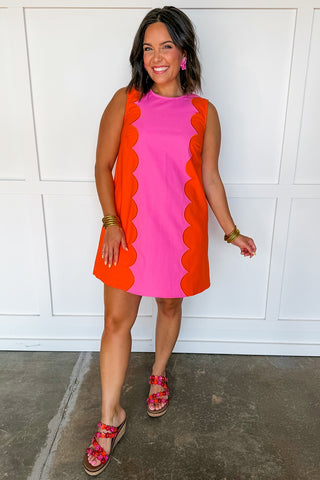 Scallop Pop Shift Dress in Pink & Orange Medium