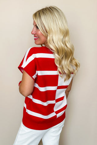 Bryant Short Sleeve Sweater In Crimson & White