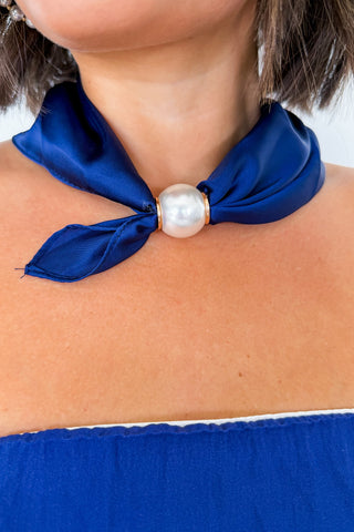Finishing Touch Navy Pearl Scarf Necklace