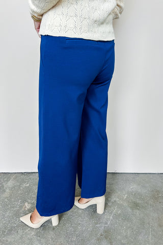 Dear Scarlett Magic Straight Cropped Pants In Navy
