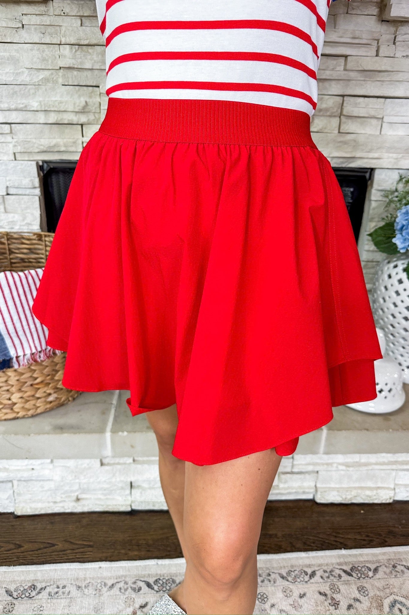 Elastic Waistband Athletic Skirt with Shorts in Red