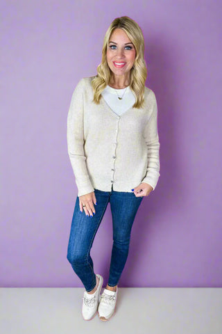 Cozy V-Neck Button Down Knit Sweater in Oatmeal