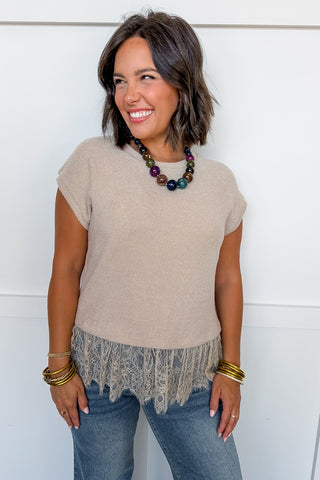 Lace Hem Short Sleeve Knit Top in Oatmeal