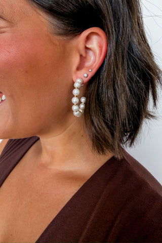 Everyday Small Pearl Hoop Earrings in Gold