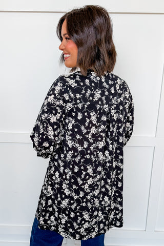 Dear Scarlett Lizzy Gather Sleeve Cardigan in Black Floral