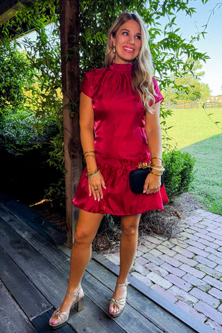 The Amelia Soirée Organza Short Sleeve Dress in Red
