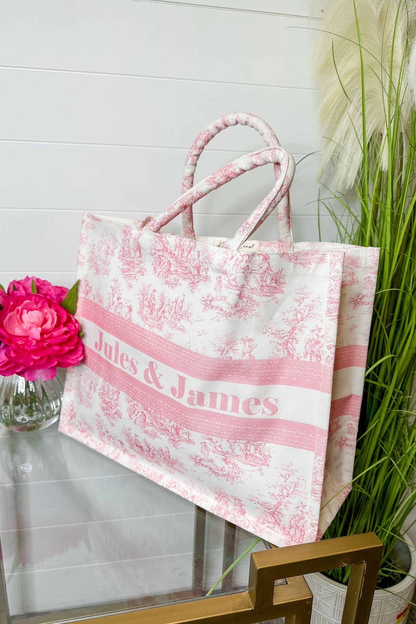 Jules & James Textured Cloth Toile Tote Bag in Pink