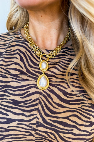 Artisan Drop Pearl Pendant Necklace in Gold