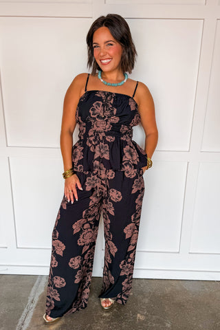 The Noelle Floral Set