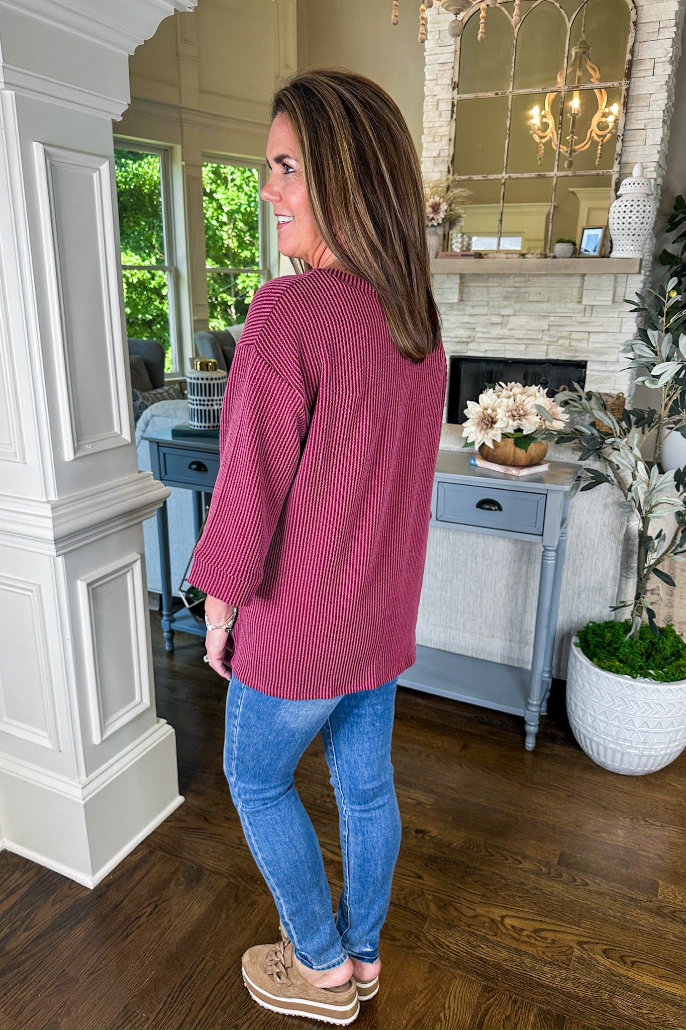 The Macy Ribbed Pocketed Three-Quarter Sleeve Top in Wine