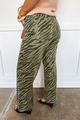 The Safari Stroll Pants in Olive