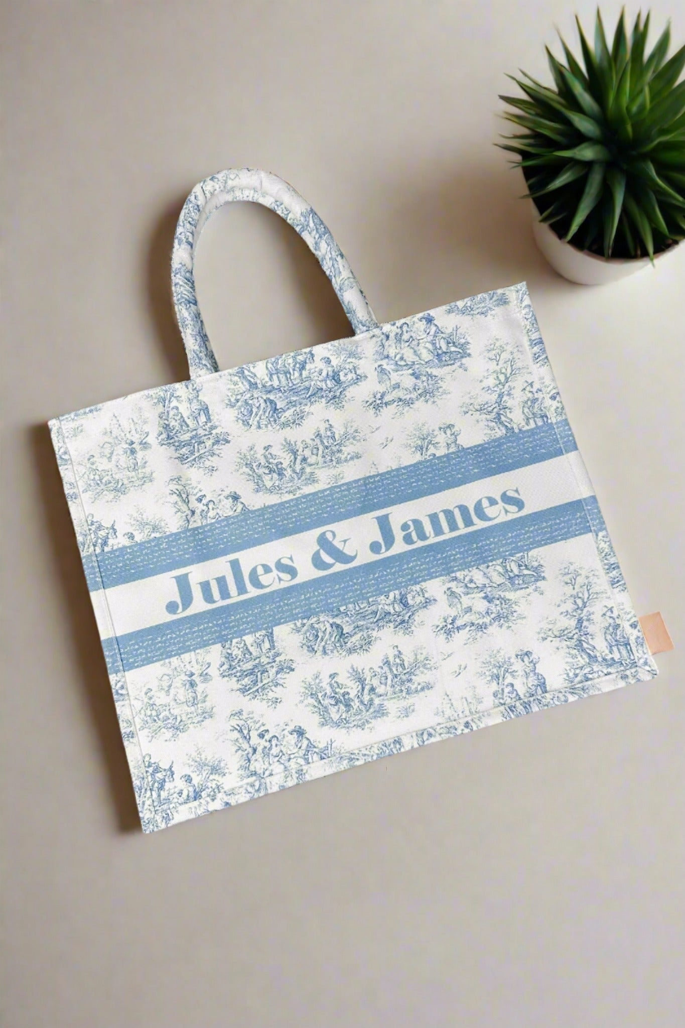 Jules & James Textured Cloth Toile Tote Bag in Blue