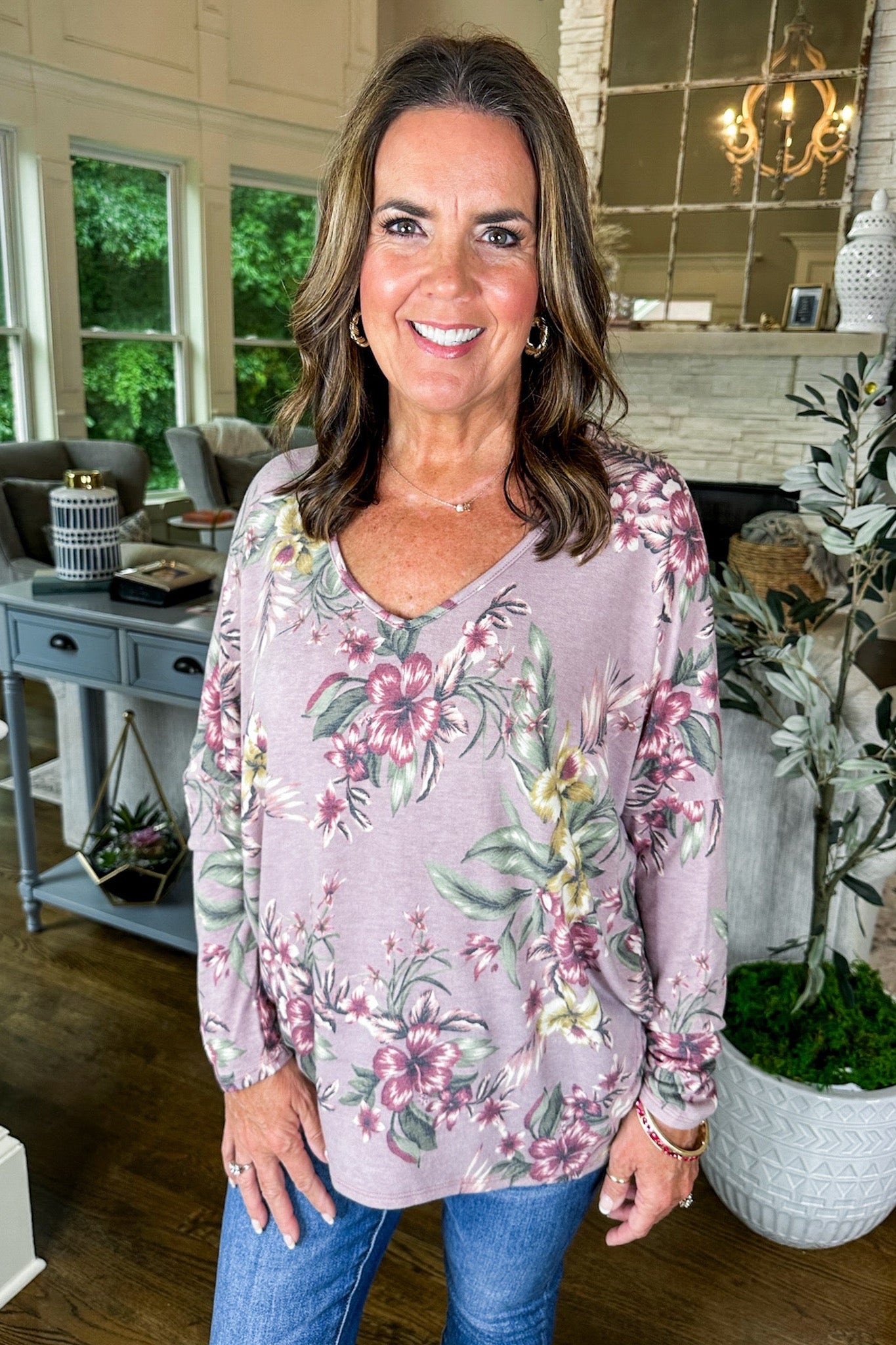 Soft Mauve Floral V Neck Long Sleeve Shift Top