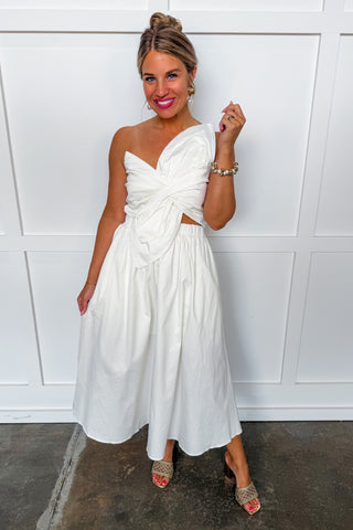Center Stage Bow Midi Dress in Ivory