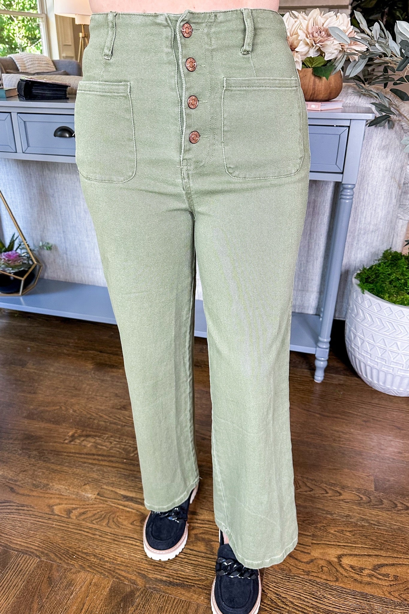 Signature J&J High Rise Button Fly Wide Leg Jean in Olive