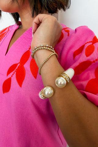 The Pearl Pop Hinge Bracelet in White