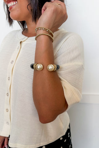 The Pearl Pop Hinge Bracelet in Black
