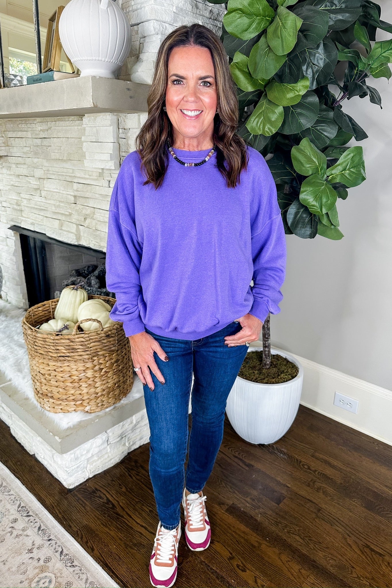 Classic Fleece Lined Crew Neck Sweatshirt in Lavender