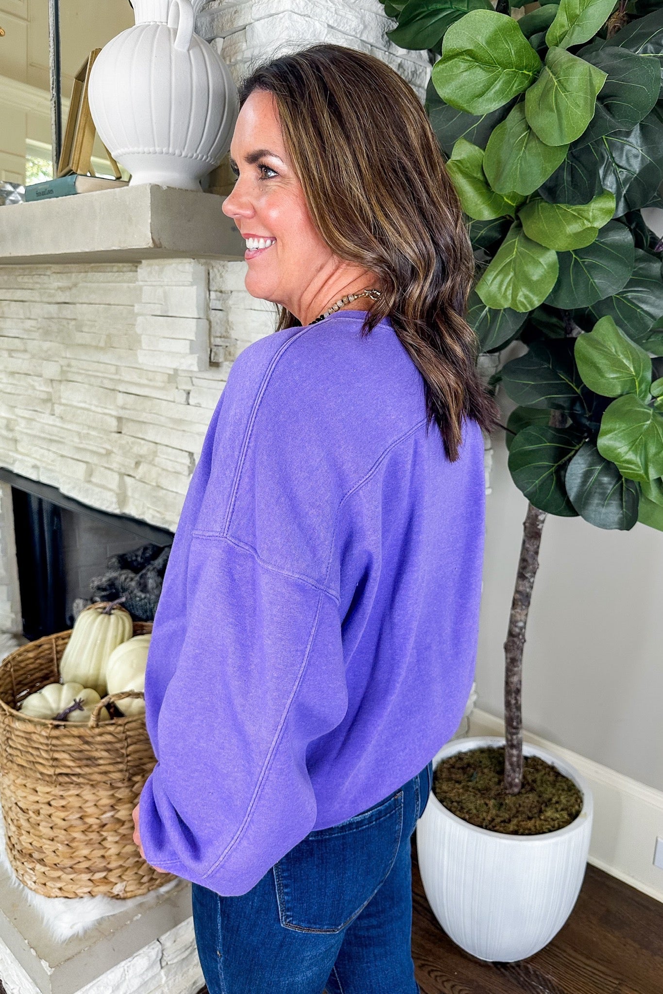 Classic Fleece Lined Crew Neck Sweatshirt in Lavender