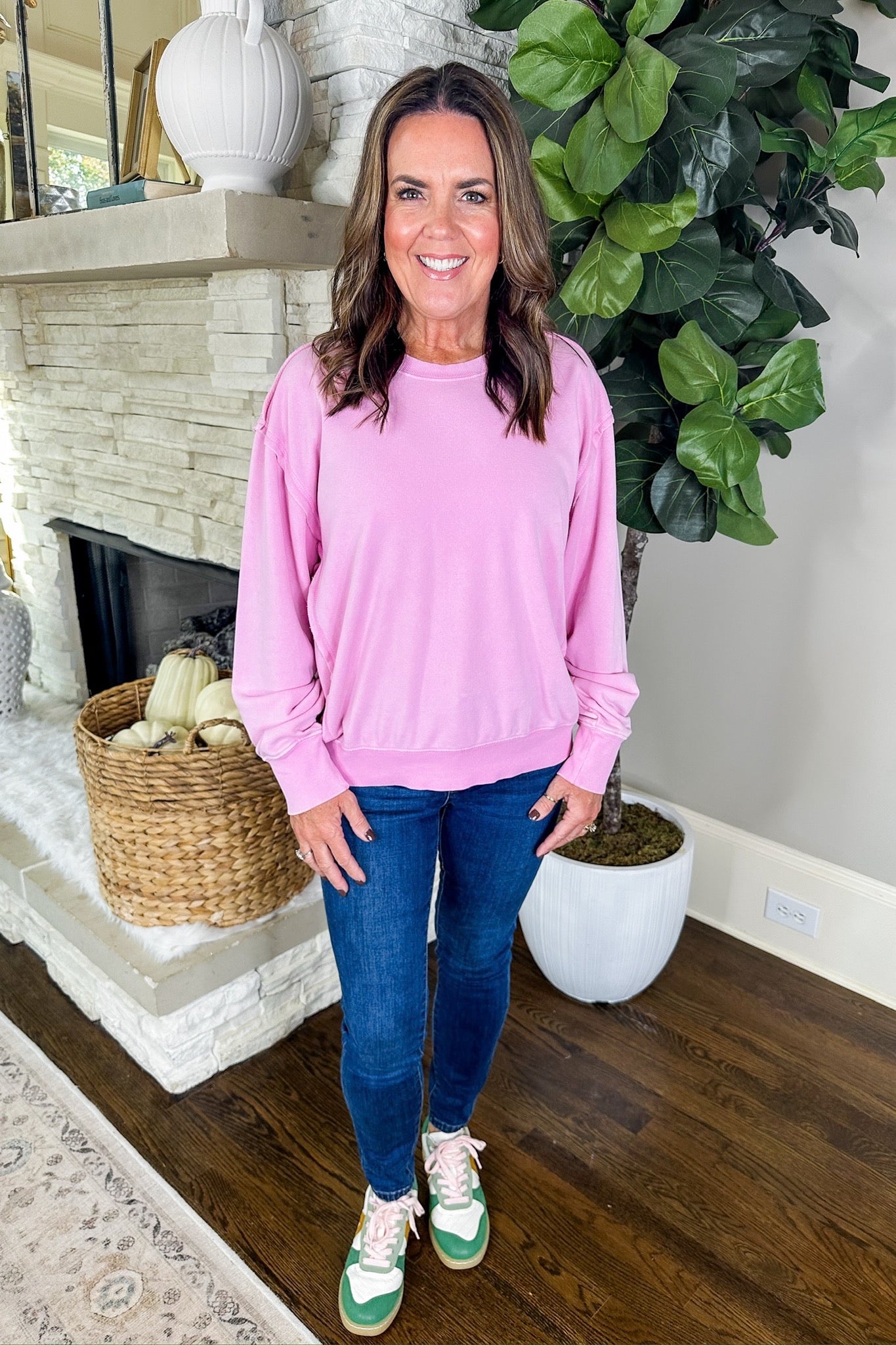 Exposed Seam Terry Cloth Lined Sweatshirt in Pink